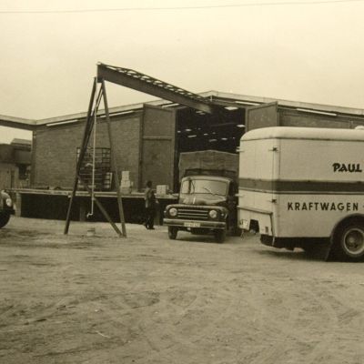 Übersee-Spedition Paul Weidlich GmbH - Hamburg - Europaweite LKW Transporte - Seit 1973