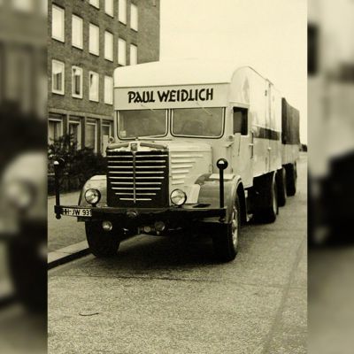 Übersee-Spedition Paul Weidlich GmbH - Hamburg - Europaweite LKW Transporte - Seit 1973