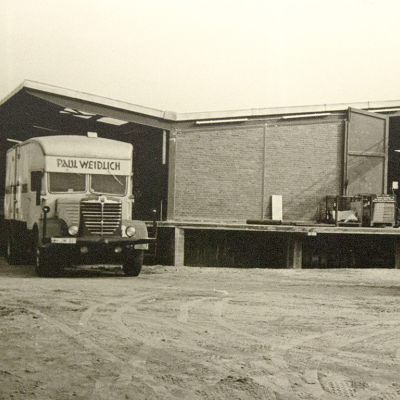 Übersee-Spedition Paul Weidlich GmbH - Hamburg - Europaweite LKW Transporte - Seit 1973